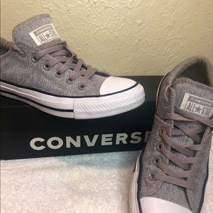 Size 7 Converse AllStars